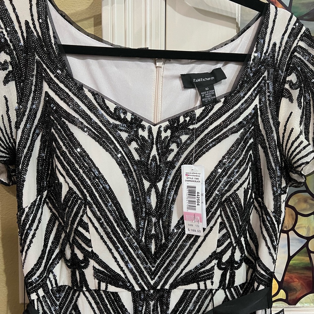 R&M Richards Elegant Black and cream Sequin formal Gown - Picture 3 of 13